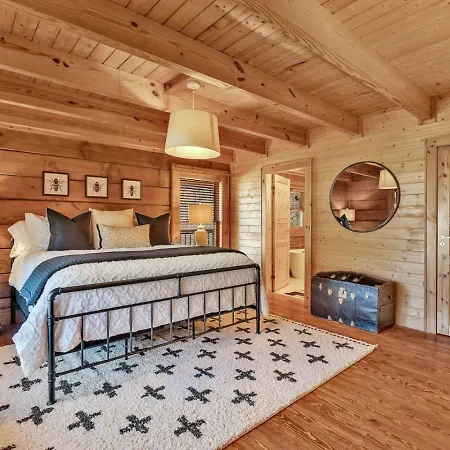 Holiday home Creeks Luxury Retreat 15 Min To Downtown Nashville