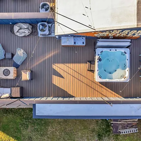 Twin Homes Rooftop Deck Hot Tub Outdoor Kitchen Nashville