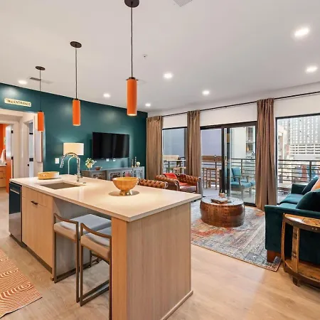 Walk To Downtown Nash From The Speakeasy Pool, Gym, Parking And More, Amazing Location *