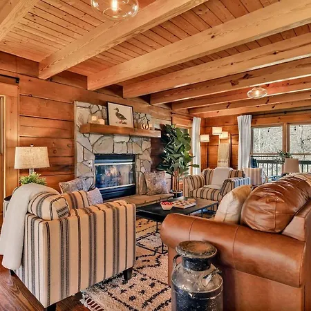 Holiday home Creeks Luxury Retreat 15 Min To Downtown