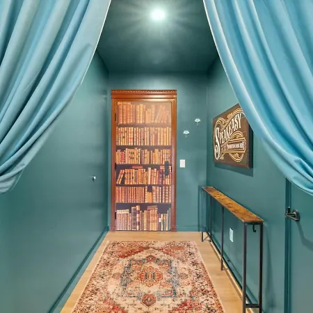 Walk To Downtown Nash From The Speakeasy Pool, Gym, Parking And More, Amazing Location * Nashville