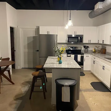 Grand Ole Getaway Apartment *