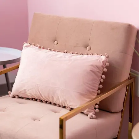 Nash Bash Retreat With Neon Sign & Sleeps 13 Nashville