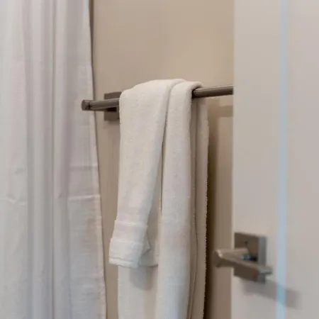 Prime West End 2br W, Sauna And Balcony Near Vandy! Apartment Nashville
