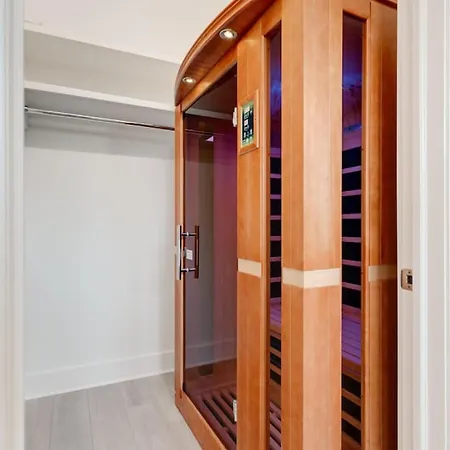 Prime West End 2br W, Sauna And Balcony Near Vandy! Nashville