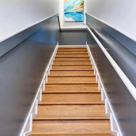 Apartment New Design-2 Miles To Broadway *