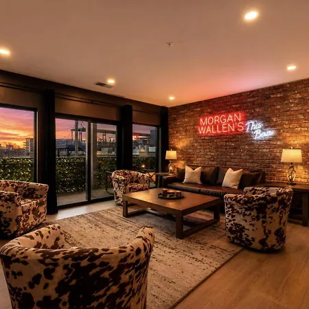 Walk To Broadway From Whiskey Glasses, Bach Party Approved With Pool And Gym
