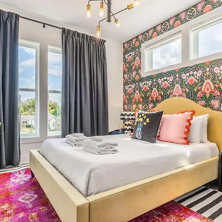 Luxe Group With Hot Tub & Rooftop Lounge * Nashville