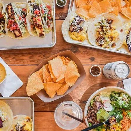 Soaring Ceilings & King Beds Overlooking Courtyard, 1 Of 7 Themed Lofts At Cowrite, Find Coffee And Tacos Downstairs, Complimentary Spin Class, Walk To Shopping In 12 South, 10 Minutes To Broadway, Parking, 24 Hr Hospitality Apartment Nashville