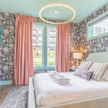 Two Luxury Homes Hot Tub Fire Pit Views