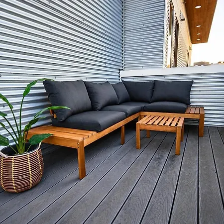 Apartment Nashvilles Wildwest Getaway