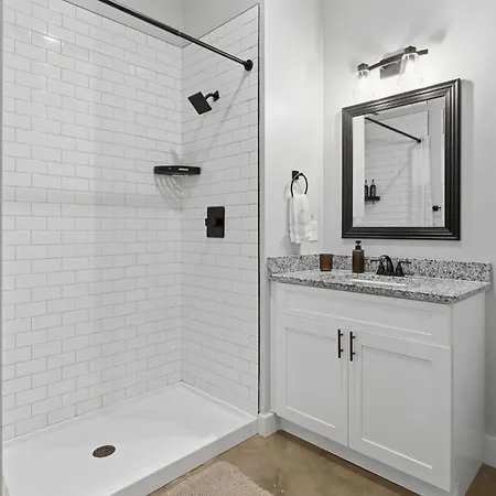 1br - King Bed - 10mins To Broadway *