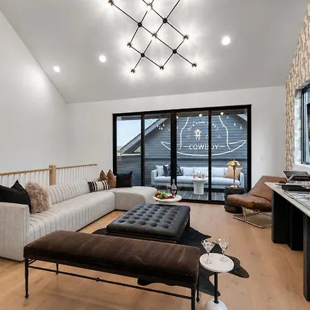 The Modern Cowboy - Rooftop On Music Row