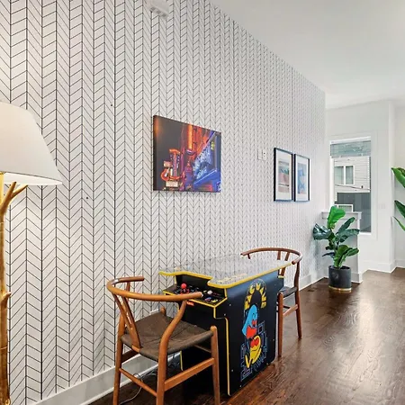 Holiday home Modern Townhome W Rooftop Views Near Broadway Nashville