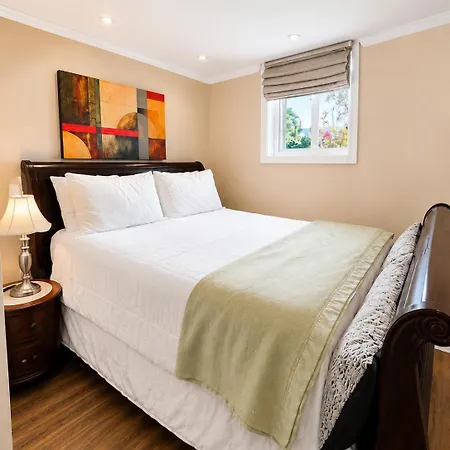Cozy Private In Quiet Neighborhood 3*