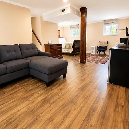 Cozy Private In Quiet Neighborhood