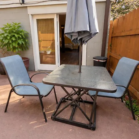 Cozy Private In Quiet Neighborhood 3*
