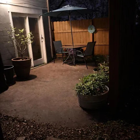 Cozy Private In Quiet Neighborhood