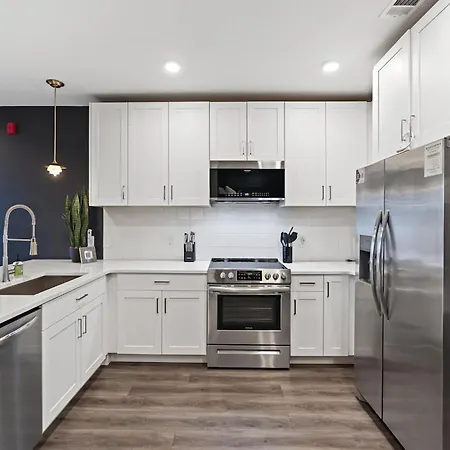 Modern For 6 With Rooftop & Gym Near Dt * Nashville