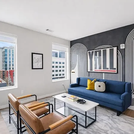 Pianissimo-2 Units-rooftop Pool-gym-on Music Row Holiday home Nashville