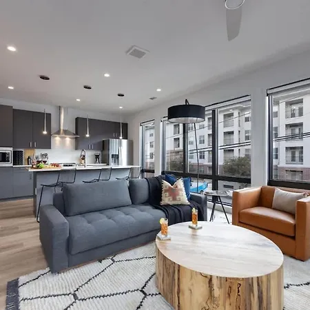 Musica - 3 Units - Pool & Gym - Heart Of Midtown