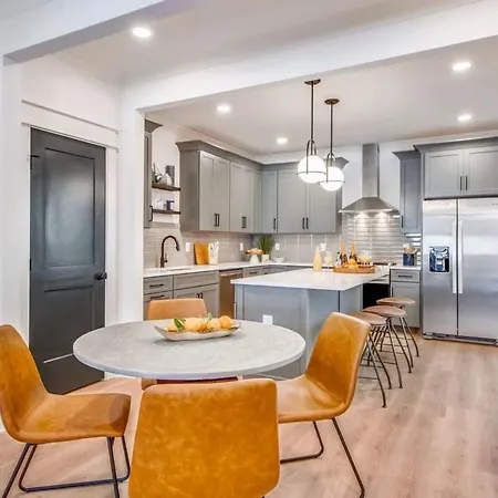Holiday home Beautiful Luxury Renovation 5 Minutes To Downtown Nashville