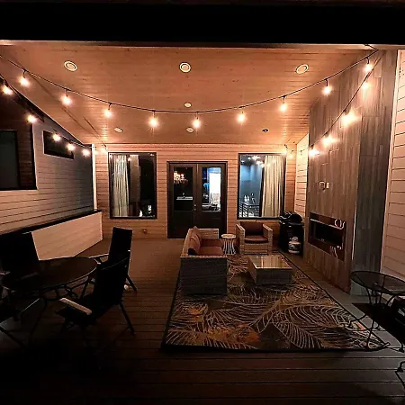 Holiday home Fox N Fern - Rooftop Oasis With Fireplace - 4br - Berry Hill, 12 South, The Gulch, Belmont Nashville