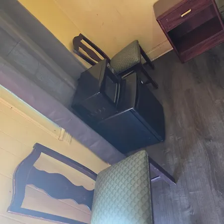 Motel Lee