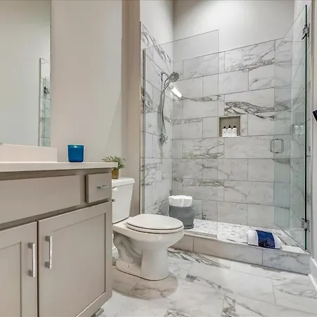 Beautiful New Townhome Hot Tub Nashville