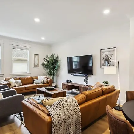 Holiday home Beautiful Luxury Renovation Near Downtown