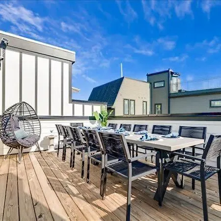 New Luxury Private Roof Deck Holiday home Nashville