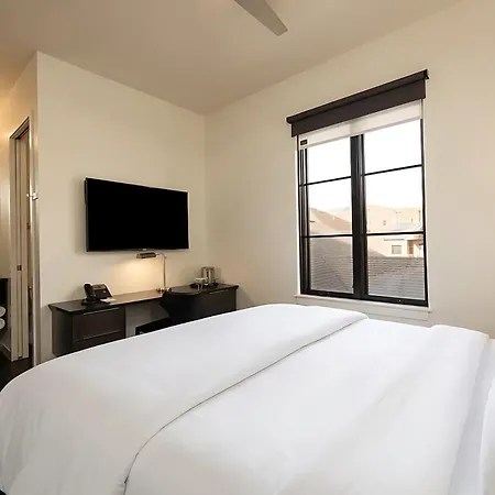 The 121 Hotel 5*