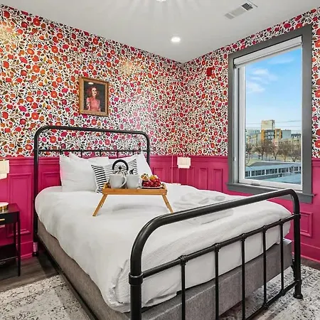 Petal & Palm-rooftop Patio & Gym-mins To Broadway * Nashville