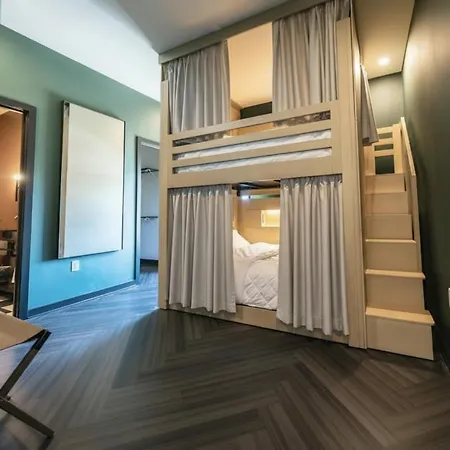 The Quinley Aparthotel