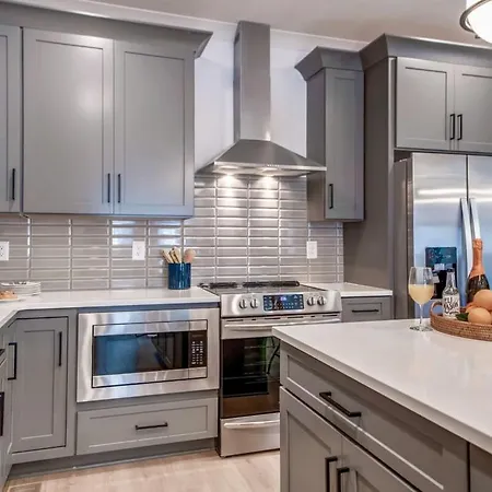 Holiday home Beautiful Luxury Renovation 5 Minutes To Downtown Nashville