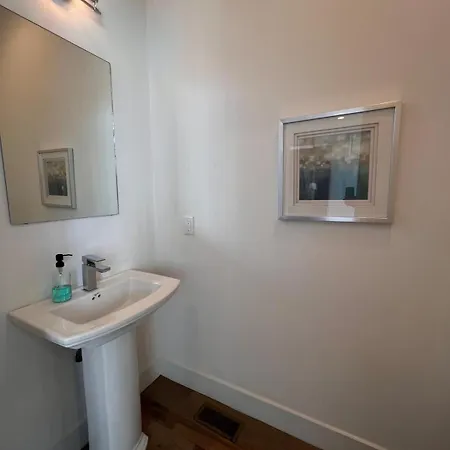 Holiday home Fox N Fern - Rooftop Oasis With Fireplace - 4br - Berry Hill, 12 South, The Gulch, Belmont Nashville