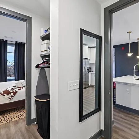 Modern For 6 With Rooftop & Gym Near Dt Nashville