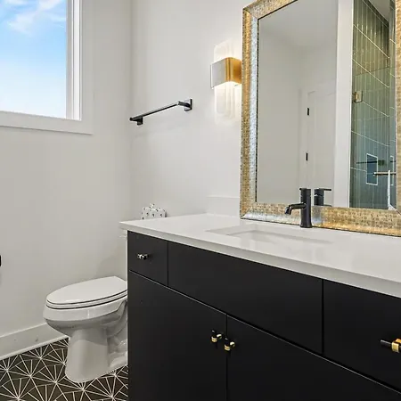 Rooftop Rendezvous - Sleeps 12 Rooftop Near Dt *