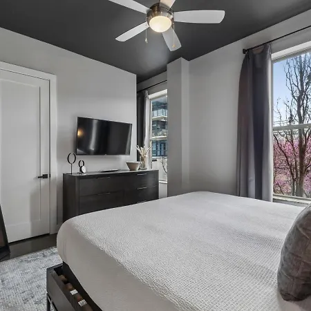 Holiday home Music West End Retreat Near Vandy 10 Min To Broadway Nashville
