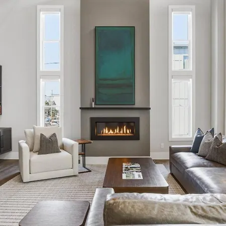 Germantown Stunner With A Skyline View Rooftop And Private Garage