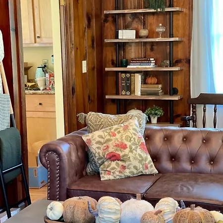 Charming In A Historic Quiet Haven Holiday home Nashville