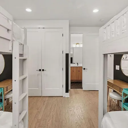 Rooftop Rendezvous - Sleeps 12 Rooftop Near Dt