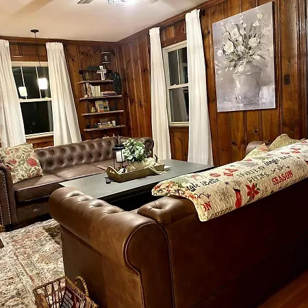 Charming In A Historic Quiet Haven Nashville