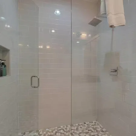 Holiday home Stylish Townhome W Rooftop Views Near Broadway