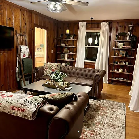 Holiday home Charming In A Historic Quiet Haven *