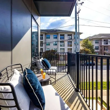 Holiday home Musica - 3 Units - Pool & Gym - Heart Of Midtown