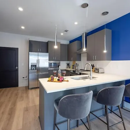 Musica - 3 Units - Pool & Gym - Heart Of Midtown Holiday home
