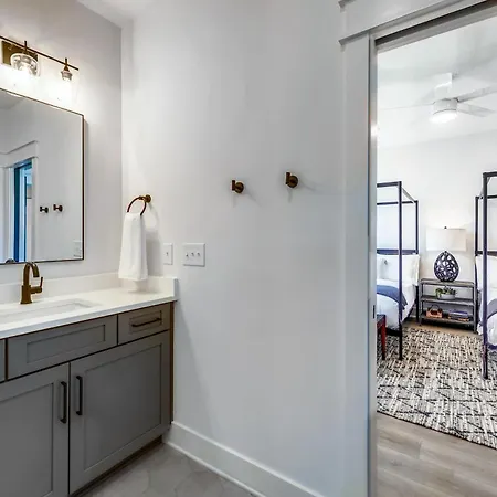 Modern Two Townhomes Close To Downtown * Nashville