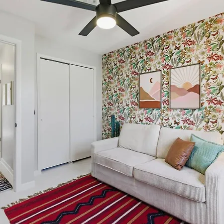 Amazing Backyard Only 2 Miles To Downtown With Sauna And Firepit Nashville