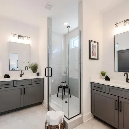 Three Luxury Townhomes Near Five Points * Nashville